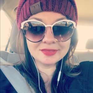 Meet your Posher, Krystal